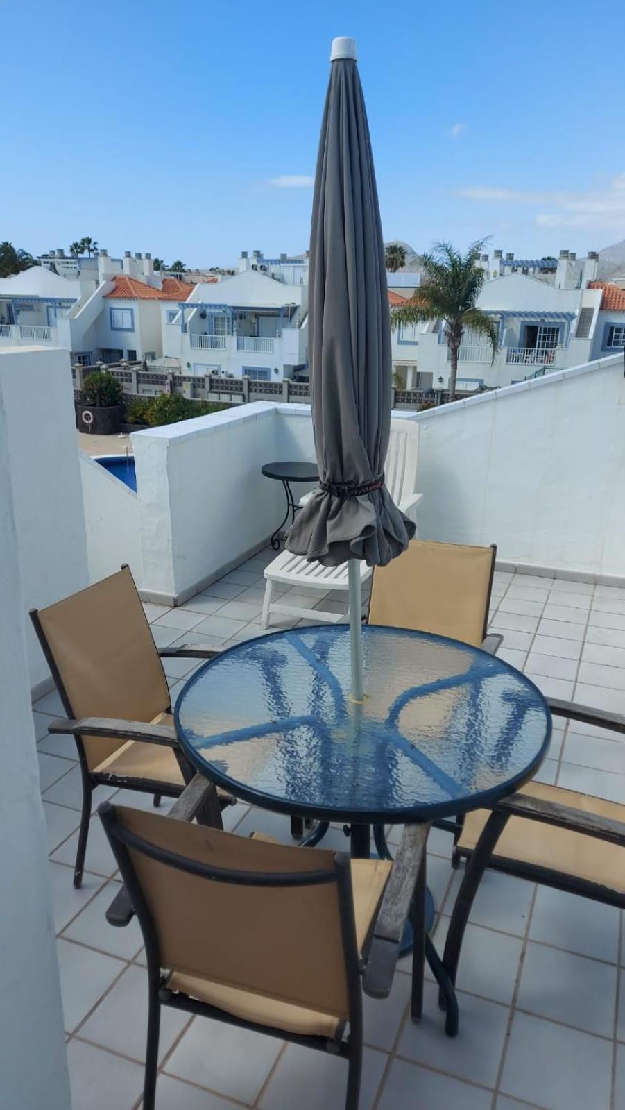 Private Apartment With Roof Terrace Arona  Exteriör bild